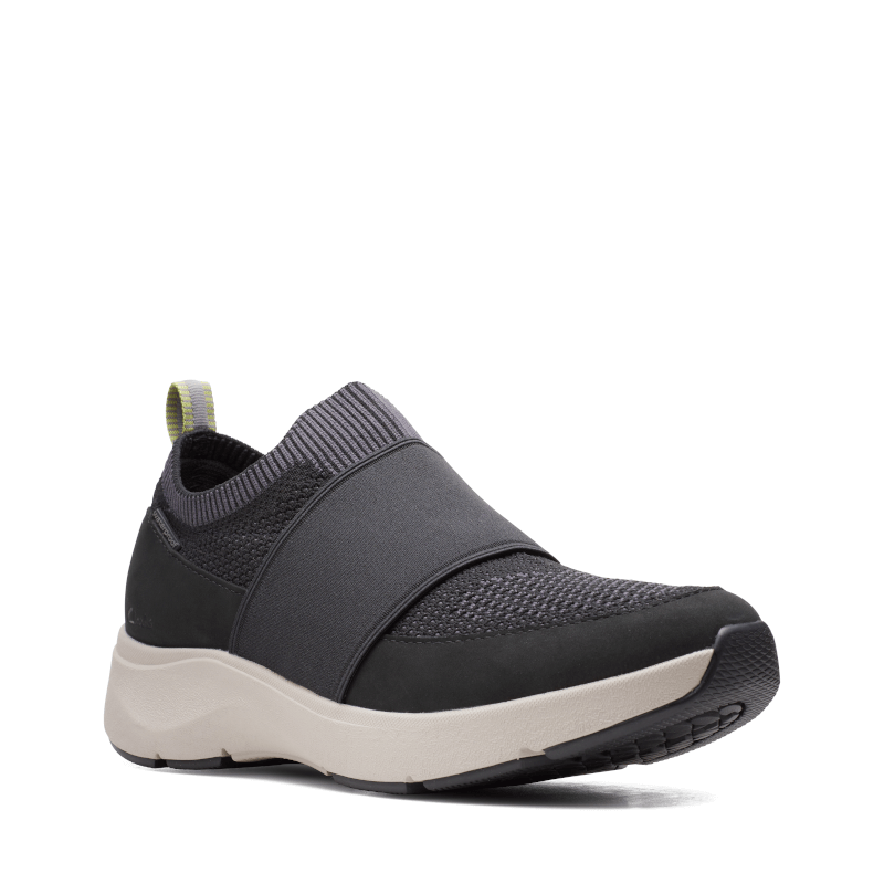 Clarks Wave 2.0 Step Black - Stan's Fit For Your Feet