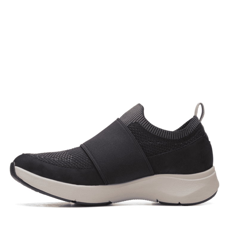 Women's Clarks Wave 2.0 Step - Black | Stan's Fit For Your Feet